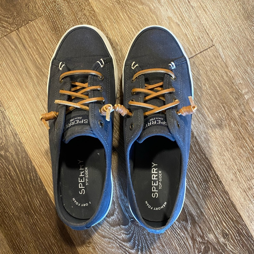 Sperry pier view shoes navy
